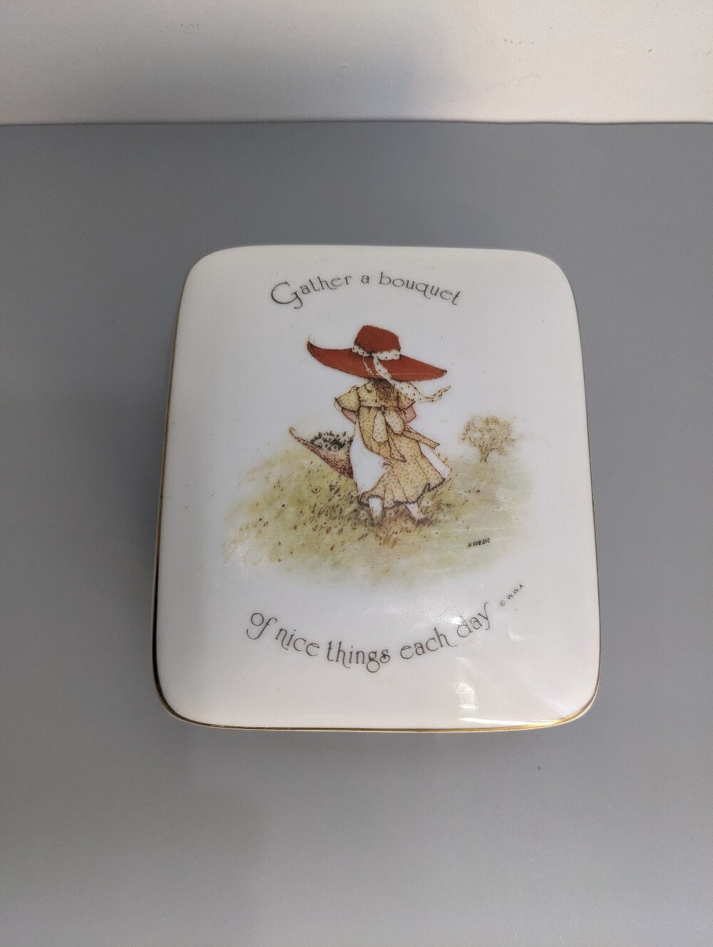 Holly Hobbie Trinket Dish Made In Japan Ceramic Quote Box Vintage Collectible